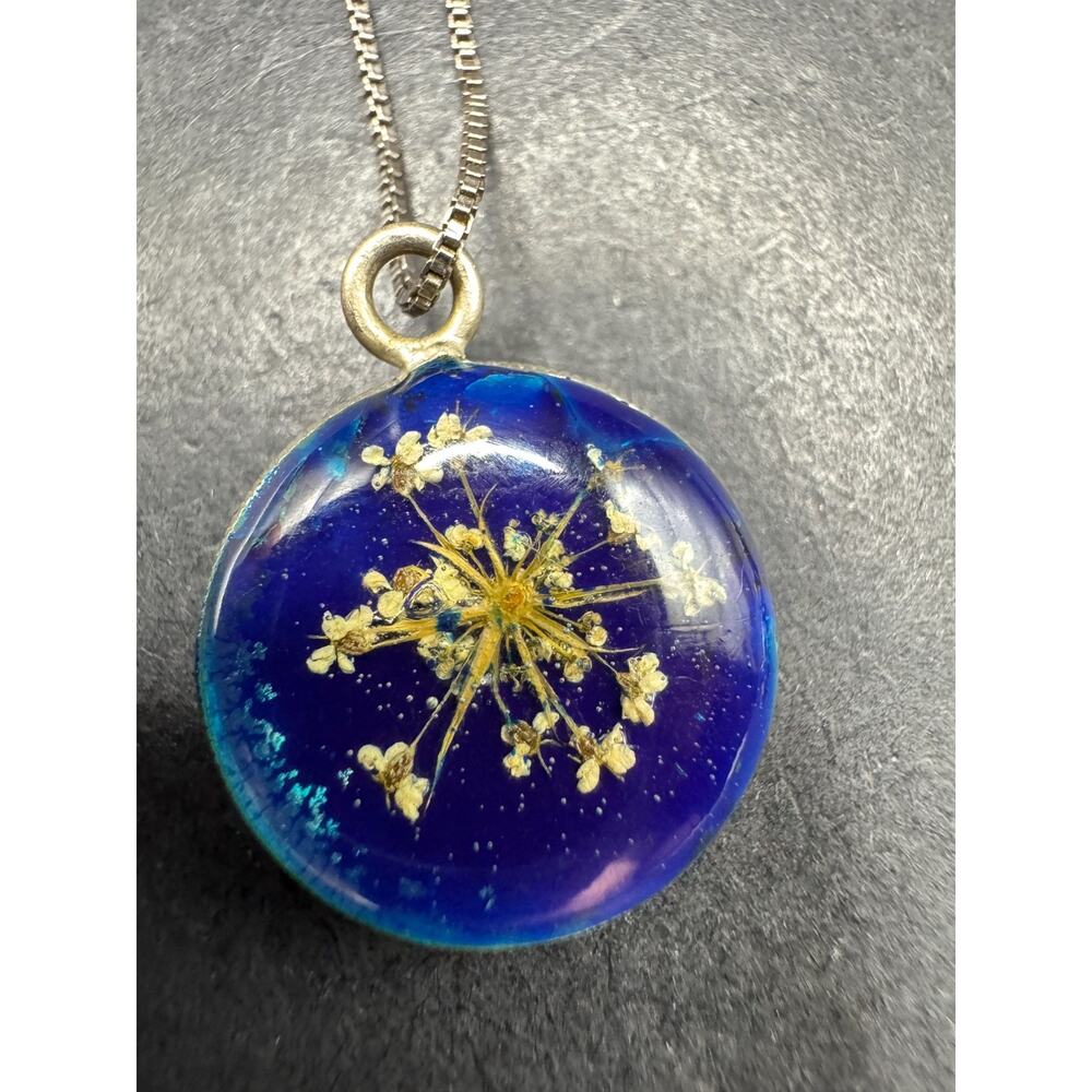 Vtg Dried Pressed Real Flower Coin Pendant Necklace Resin Sterling Silver 925